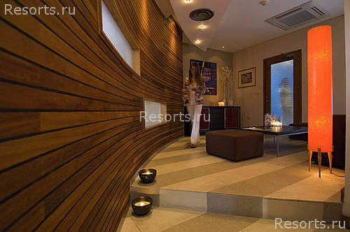 Mediterranean Beach Hotel 32